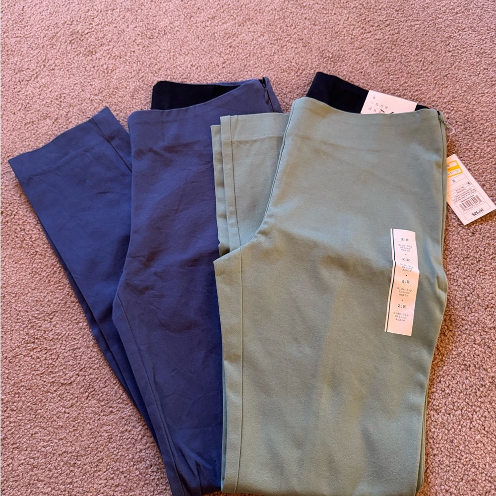 Target Women's Leggings in Navy and Sage